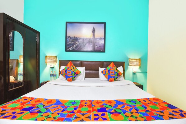 Egyptian cotton sheets, premium bedding, in-room safe, free WiFi