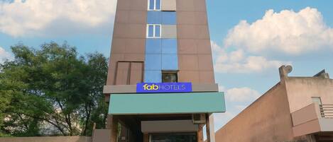 Overnatningsstedets indgangsparti