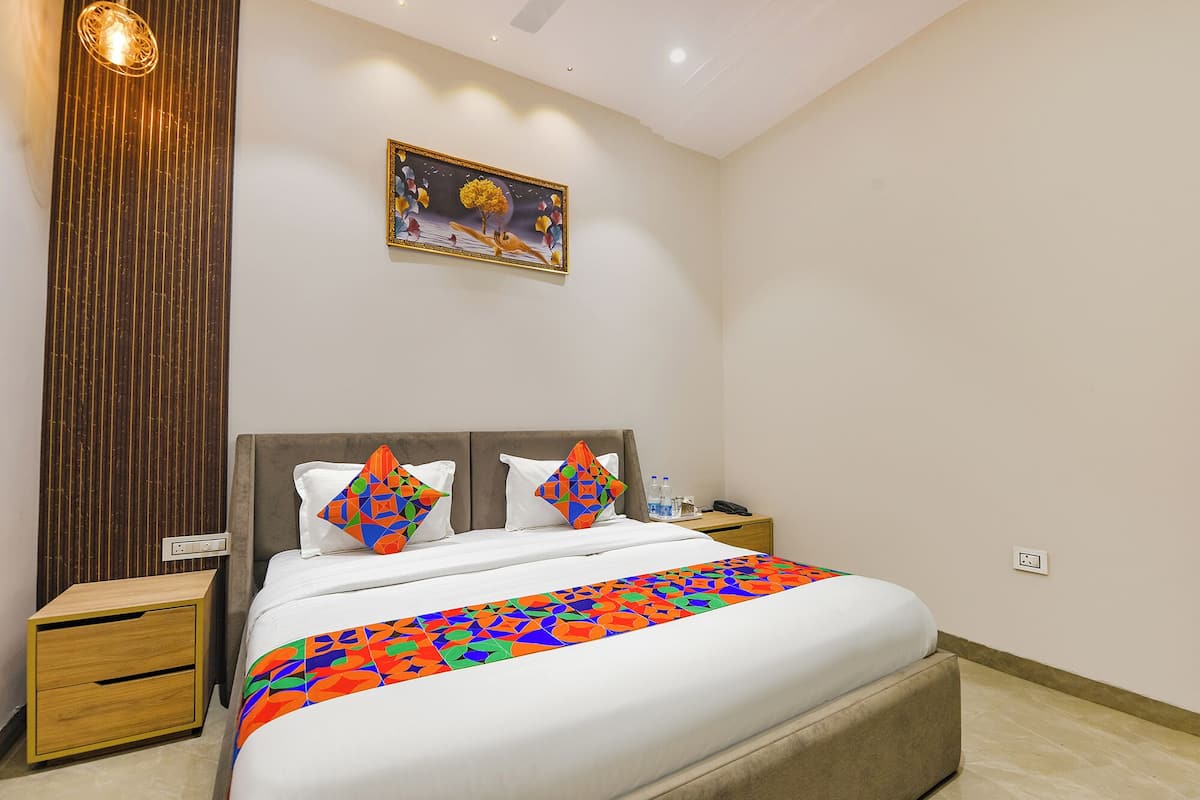 Habitación Deluxe | Sábanas de algodón egipcio, ropa de cama de alta calidad, caja fuerte