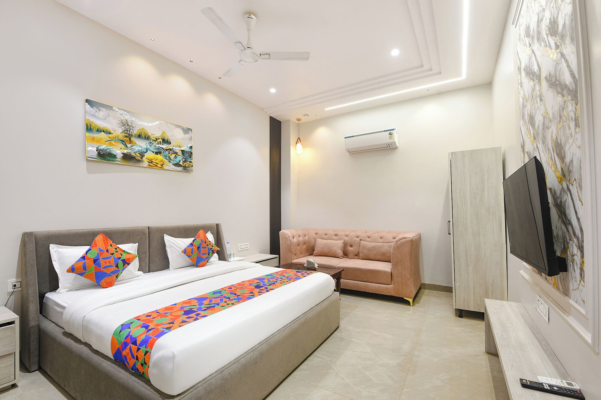 Habitación Premium | Sábanas de algodón egipcio, ropa de cama de alta calidad, caja fuerte