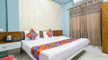 Deluxe Room | Egyptian cotton sheets, premium bedding, in-room safe, free WiFi