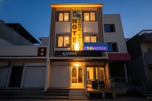 Exterior - Via Kanha Palace (Ujjain)