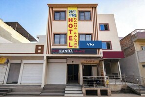 Exterior - Via Kanha Palace (Ujjain)
