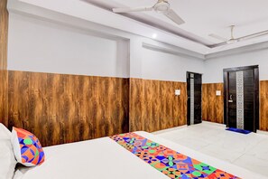 Seprai katun Mesir, seprai premium, brankas, dan Wi-Fi gratis