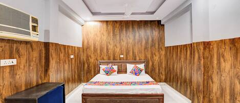 华丽客房 | 埃及棉床单、高档床上用品、客房内保险箱、免费 WiFi