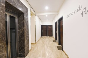 Lobby - Fabhotel Monsella (Gurugram)