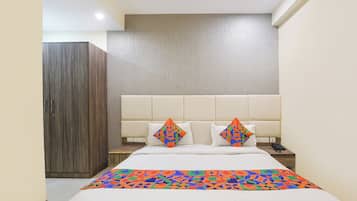 Premium Room | Egyptian cotton sheets, premium bedding, in-room safe, free WiFi