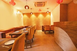 Restaurant - Fabhotel The Glory (Rishikesh)