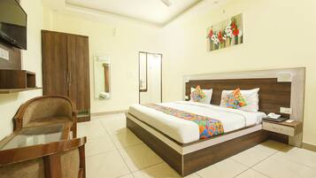 Deluxe Room | Egyptian cotton sheets, premium bedding, in-room safe, free WiFi