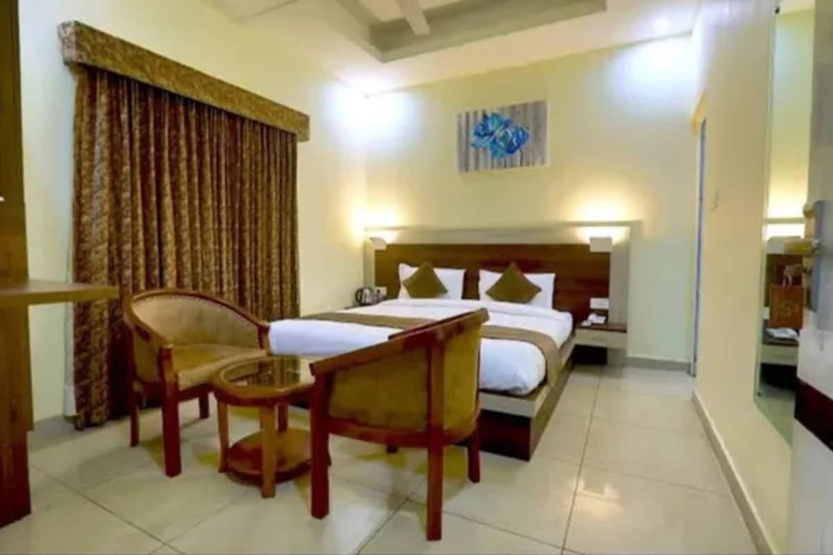 Rom – premium | Sengetøy i egyptisk bomull, sengetøy av topp kvalitet og safe på rommet