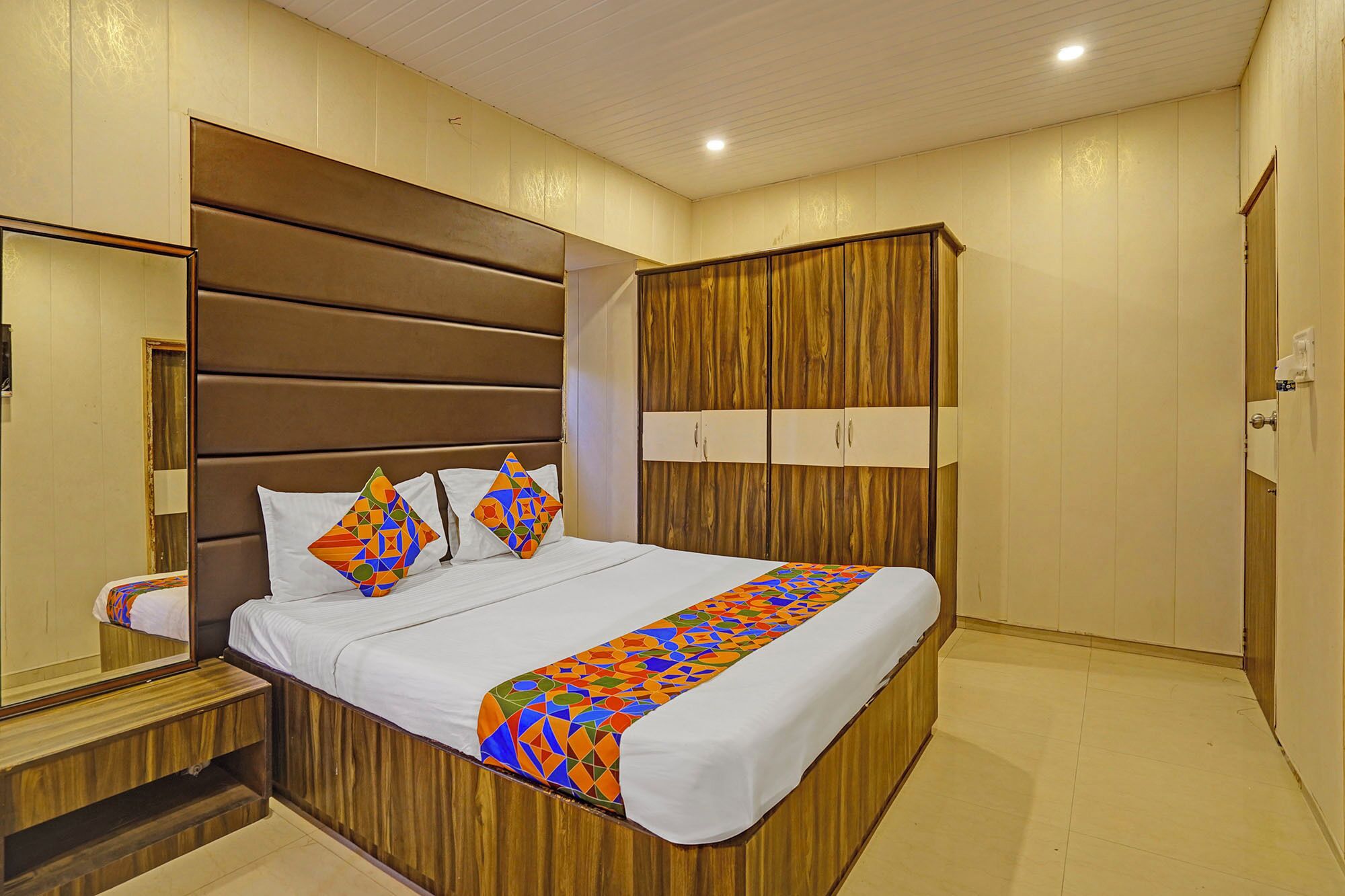 Deluxe Room | Egyptian cotton sheets, premium bedding, in-room safe, free WiFi