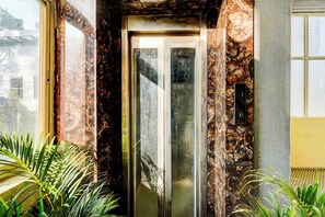 Lift - Fabhotel Prime Stay I (Bengaluru)