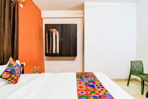 Egyptian cotton sheets, premium bedding, in-room safe, free WiFi - Fabhotel The Corporate House (Ranchi)