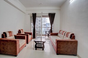Lobby sitting area - Fabhotel Amber Palace (Pune)