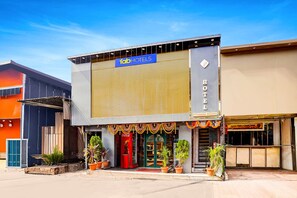Exterior - Fabhotel Jk (Mumbai)
