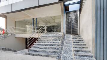 Lối vào nơi lưu trú