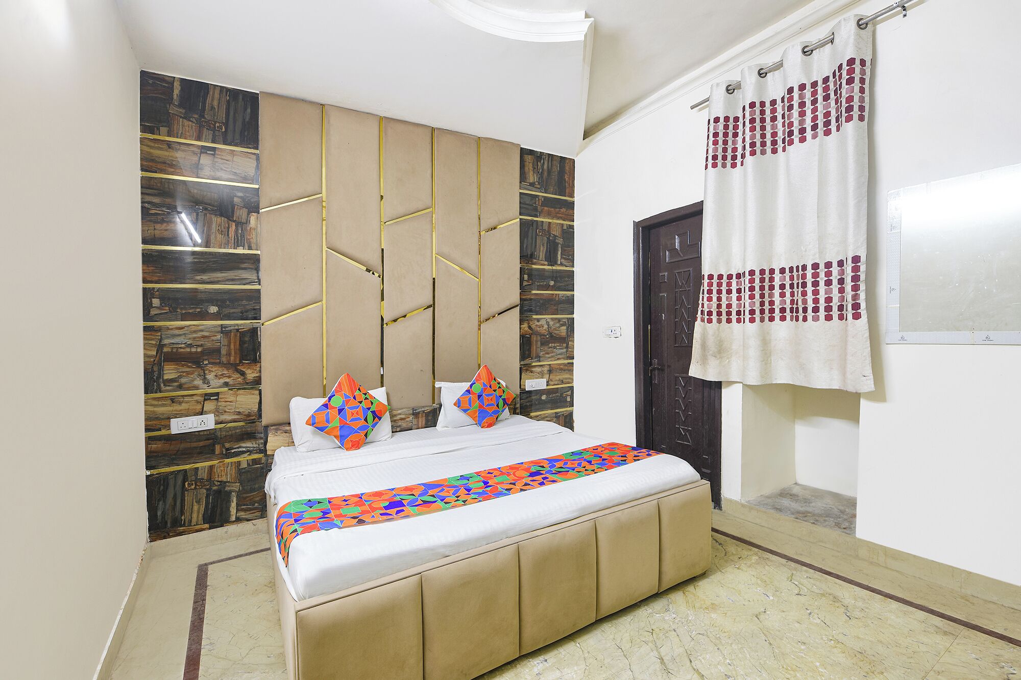 Deluxe Room | Egyptian cotton sheets, premium bedding, in-room safe, free WiFi