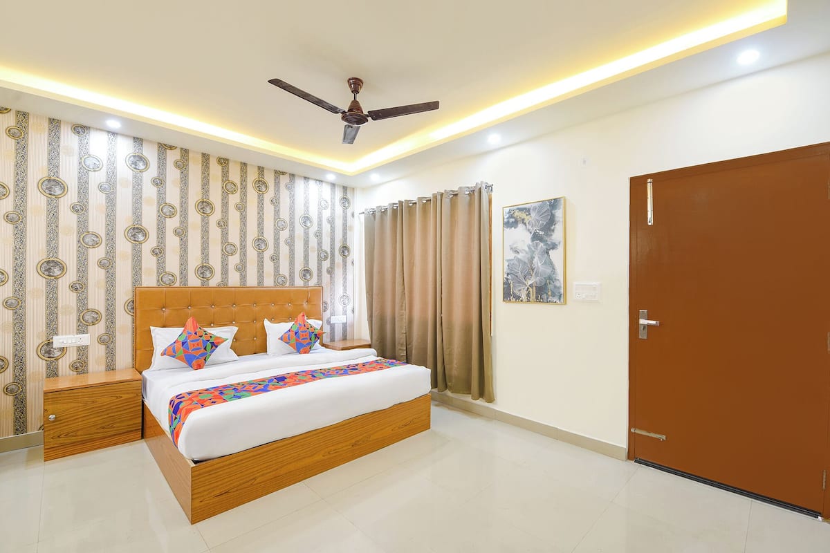 Habitación Deluxe | Sábanas de algodón egipcio, ropa de cama de alta calidad, caja fuerte