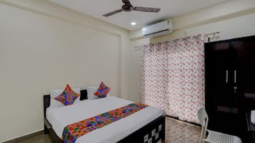 Deluxe Room | Egyptian cotton sheets, premium bedding, in-room safe, free WiFi