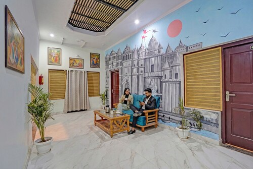 Fabhotel Om Sai Residency