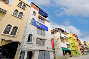 Exterior - Via Rajdanga Retreat (Kolkata)