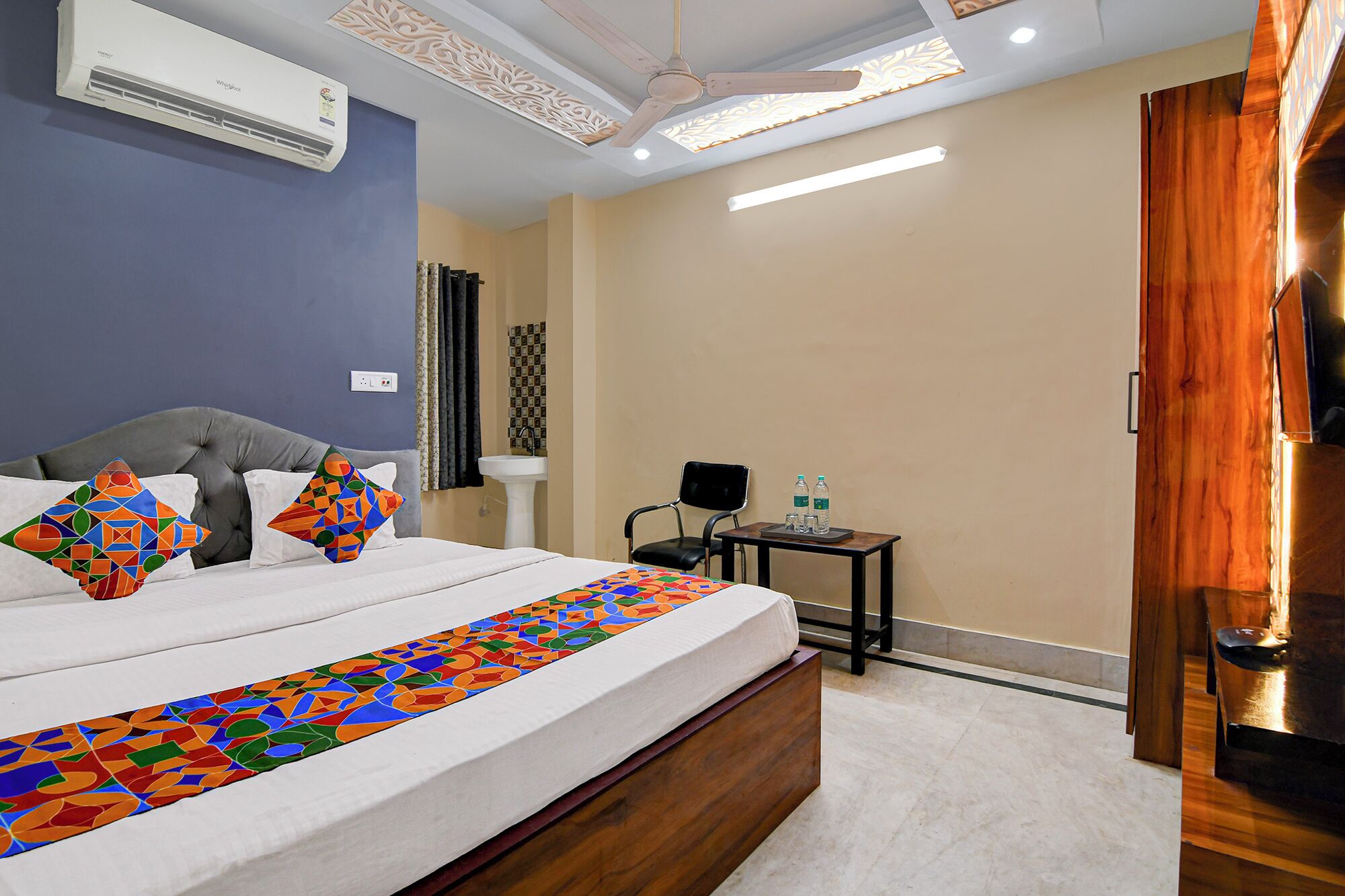 Sengetøy i egyptisk bomull, sengetøy av topp kvalitet og safe på rommet