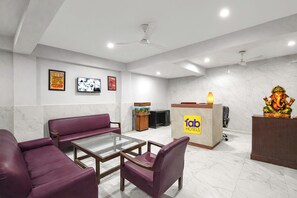 Reception - Fabhotel Anmol Residency (New Delhi)
