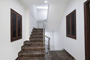 Lobby - Fabhotel Anmol Residency (New Delhi)