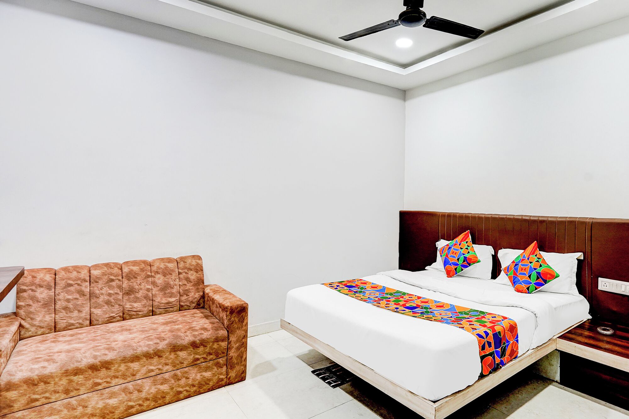 Egyptian cotton sheets, premium bedding, in-room safe, free WiFi