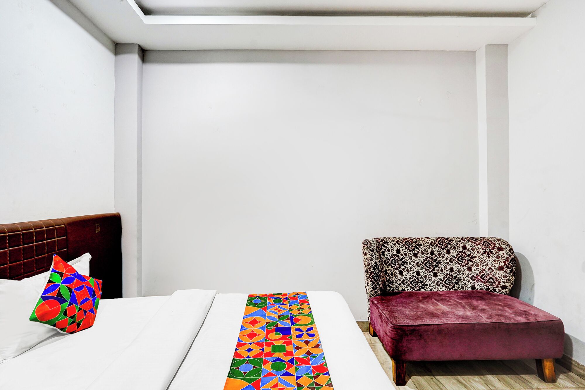 Sengetøy i egyptisk bomull, sengetøy av topp kvalitet og safe på rommet