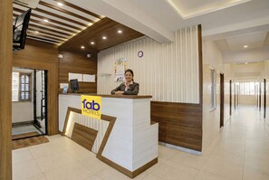 Reception - Fabhotel Purple Grand (Bangalore)