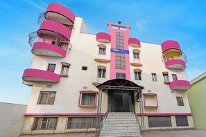 Exterior - Fabhotel Step Inn I (Bhubaneshwar)