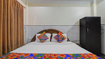 Premium Room | Egyptian cotton sheets, premium bedding, in-room safe, free WiFi