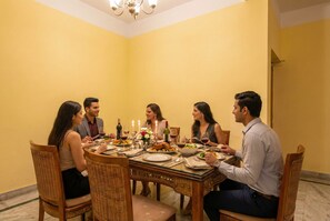 Dining - Fabhotel Step Inn I (Bhubaneshwar)