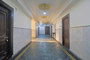 Lobby - Fabhotel Step Inn I (Bhubaneshwar)