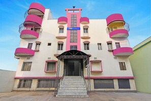 Exterior - Fabhotel Step Inn I (Bhubaneshwar)