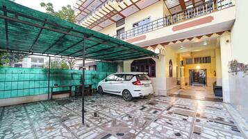 Free self-parking