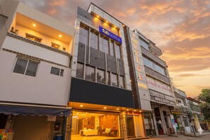 Exterior - Fabhotel Royal Residency Sector 11 (Faridabad)