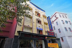 Exterior - Via Kings Palace (Kolkata)