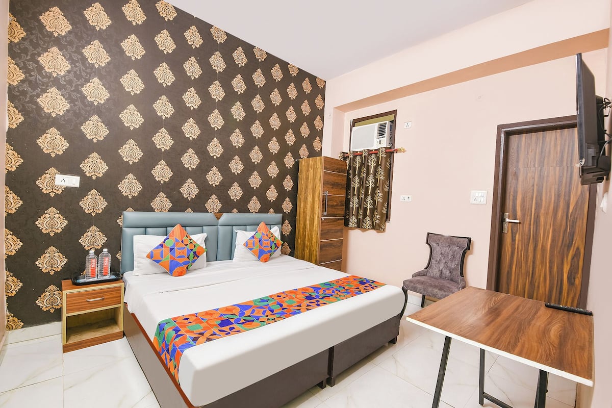 Habitación Deluxe | Sábanas de algodón egipcio, ropa de cama de alta calidad, caja fuerte