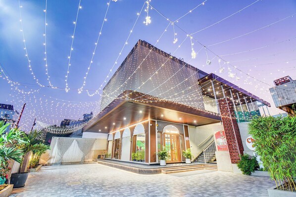 Front of property - Fabhotel Chhappan (Chhatrapati Sambhajinagar)