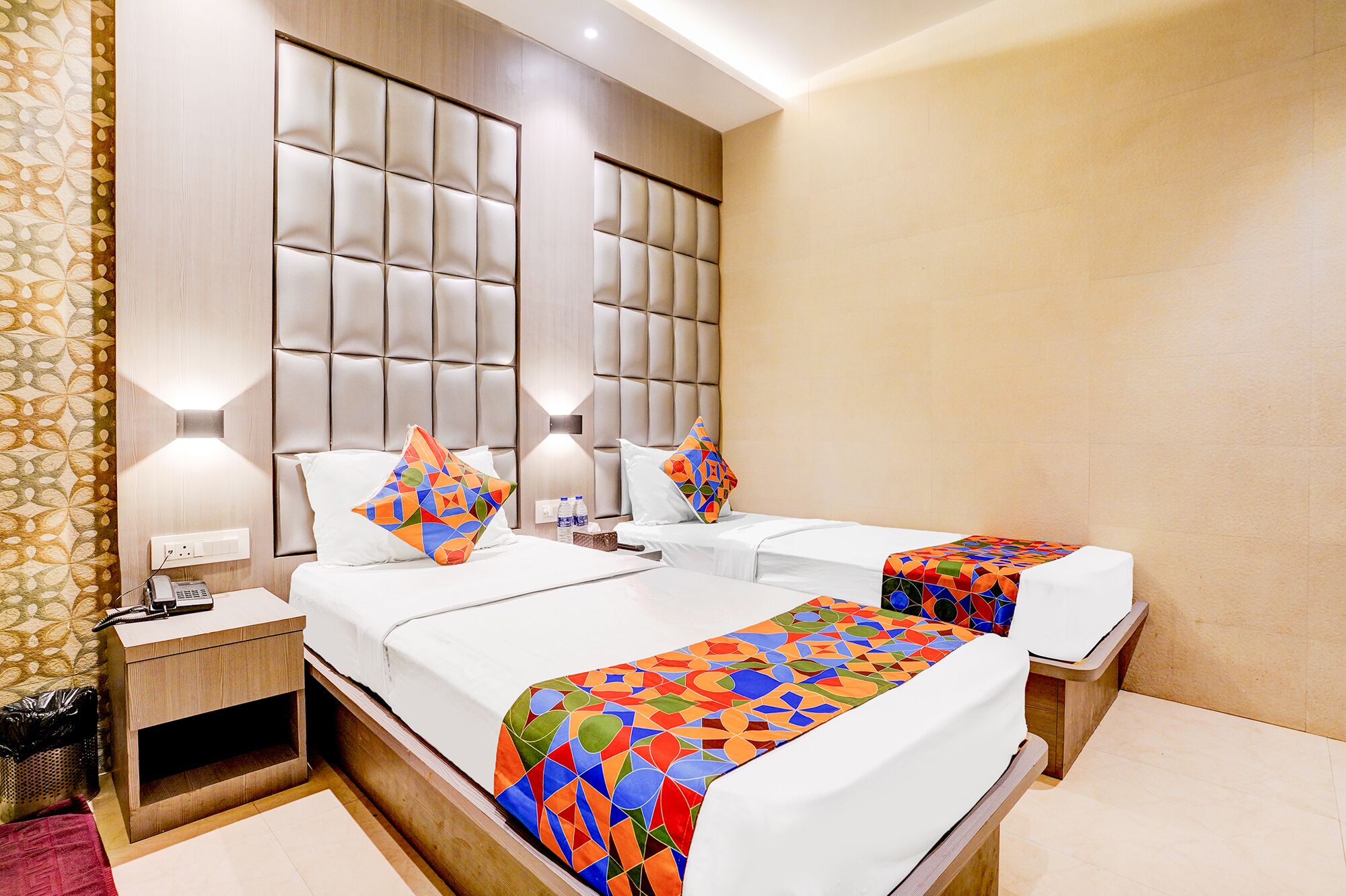 Familiekamer | Lakens van Egyptisch katoen, luxe beddengoed, een kluis op de kamer