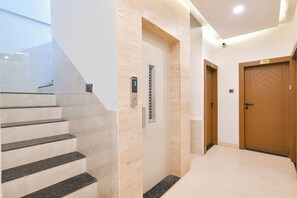 Lift - Fabhotel Saraca Inn (Indore)