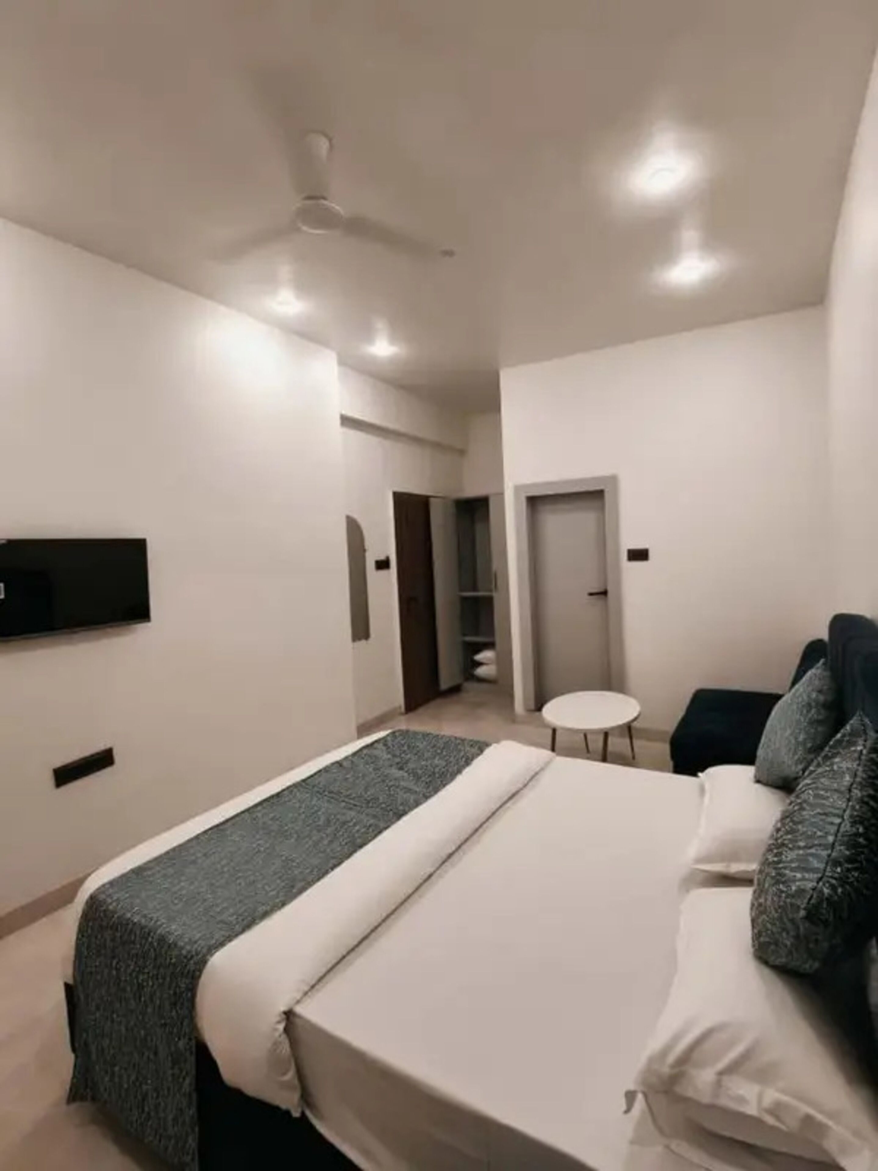 Deluxe-Zimmer | Bettwäsche aus ägyptischer Baumwolle, hochwertige Bettwaren, Zimmersafe