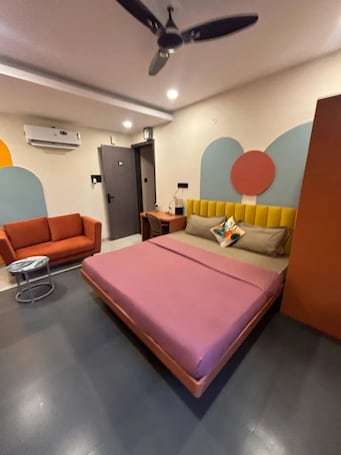 Sábanas de algodón egipcio y ropa de cama de alta calidad . Fabhotel Hostique Stays