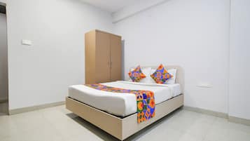 Deluxe Room | Egyptian cotton sheets, premium bedding, in-room safe, free WiFi