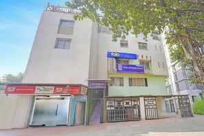 Exterior - Fabhotel The Jumbo Stay (Kolkata)