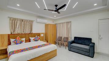 Habitación Deluxe | Sábanas de algodón egipcio, ropa de cama de alta calidad, caja fuerte