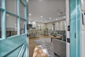 Dining - Family & Pet-Friendly Home Near Beach, Downtown & Boat Ramp (St. Augustine)