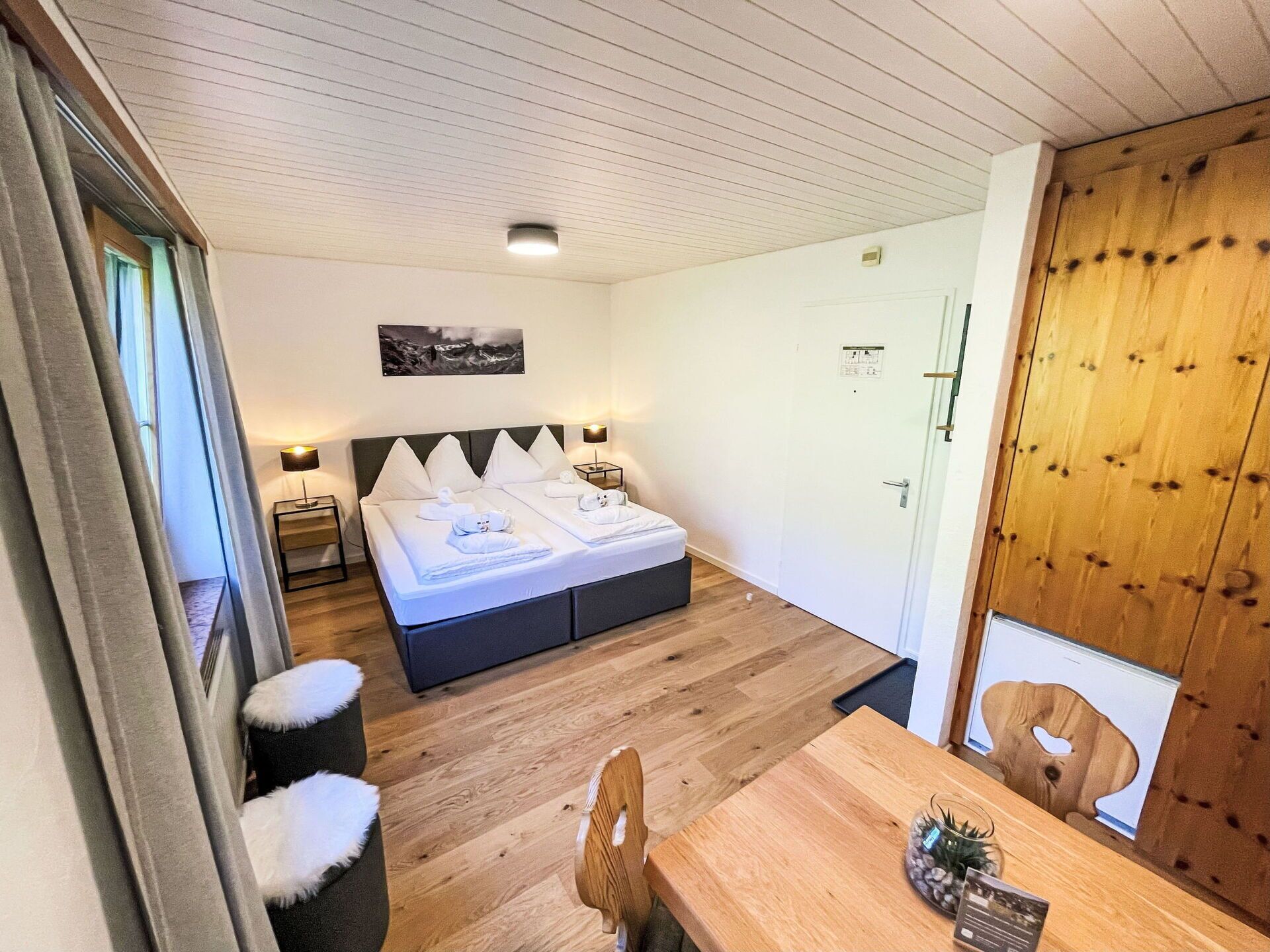 Hartholz, Planke, Hotel